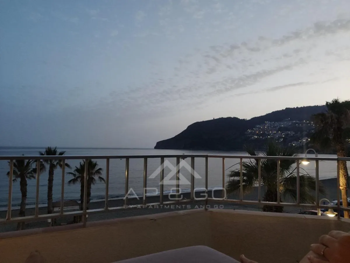 Quiet Beachfront Apartment La Herradura  0*, La Herradura (Granada) Spain