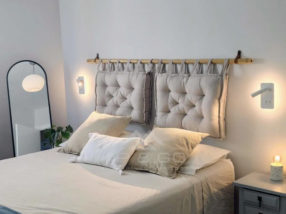 Quiet Beachfront Apartment La Herradura